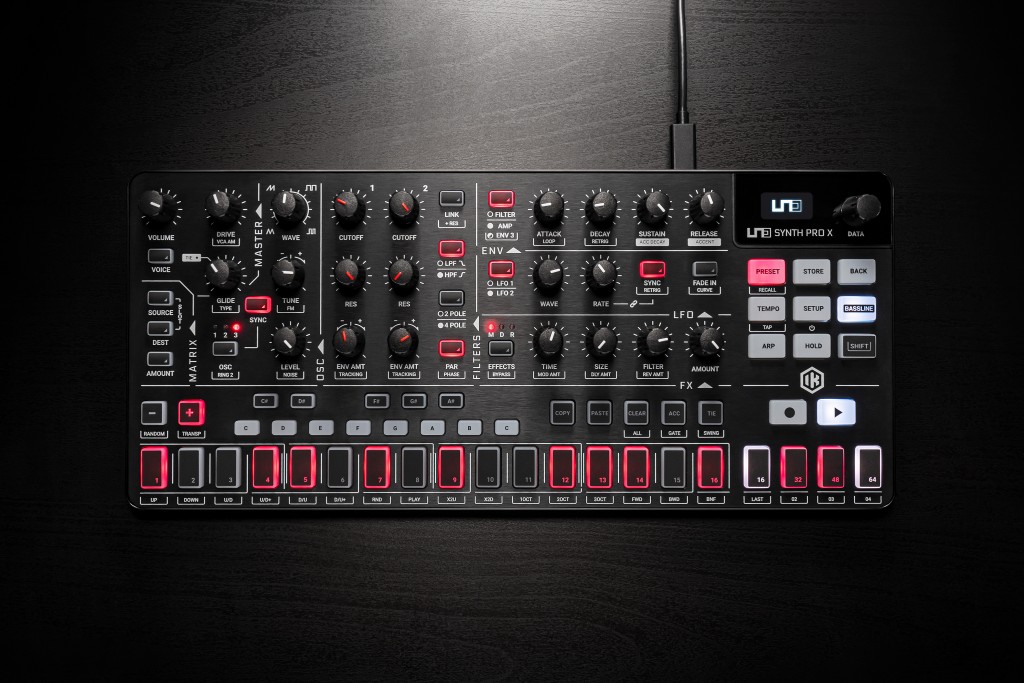 <h2 class="title">IK Multimedia 第3世代モデル UNO Synth Pro X を発表</h2>
